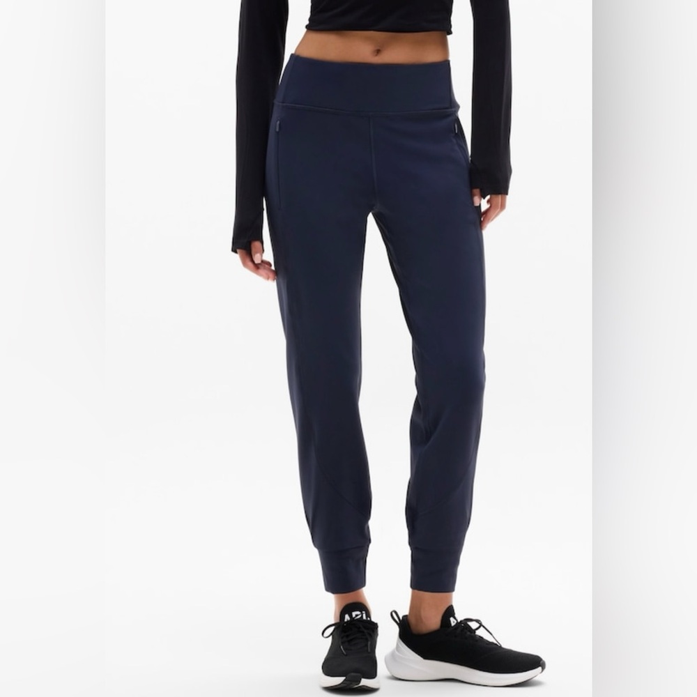 NWT-Athleta Eclipse Rainer Jogger, Extra Small Petite
